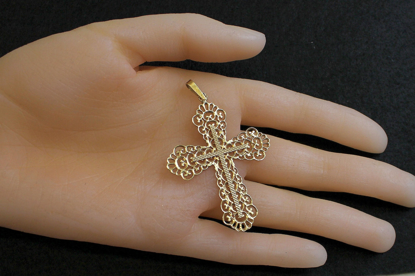 1930's French Solid 18K Gold Open Work Cross Pendant Medal Seldom Seen