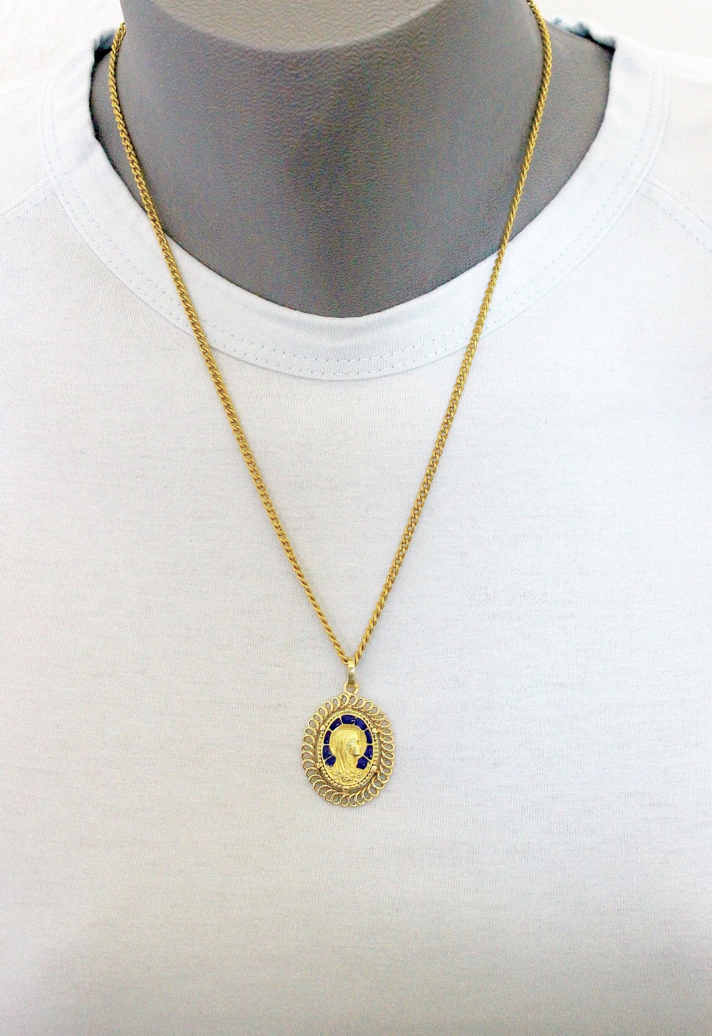 Vintage 1920's 18 K Gold Plique-à-Jour Virgin Mary Pendant Medal in Open Work Frame