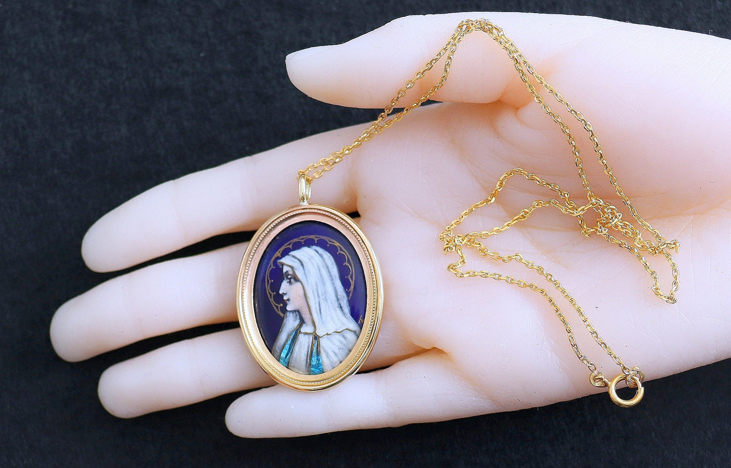 Virgin Medallion & Chain Hand Painted Limoges Enamel in 18 K. Gold Frame - 19th Cent
