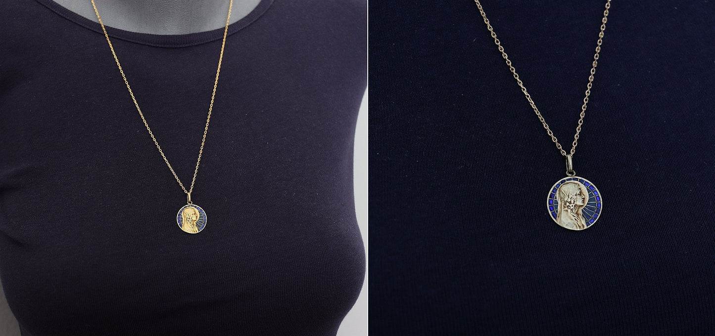 Art Deco Pendant 18 K Gold Plique-à-Jour Medal : Virgin Mary with lilies w Chain