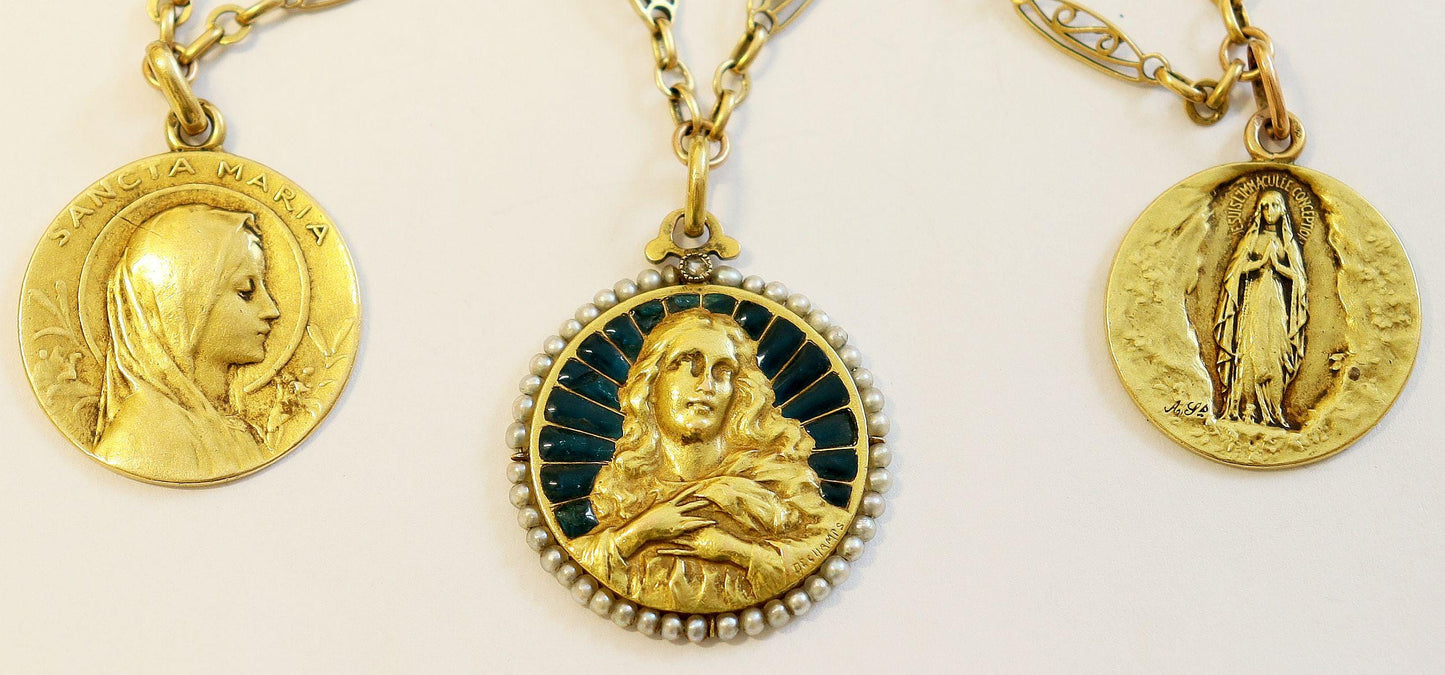 Plique à jour, all 18K. Gold Necklace Exceptional w 3 Medals, dd 1909 Unique and Pristine Antique Jewel