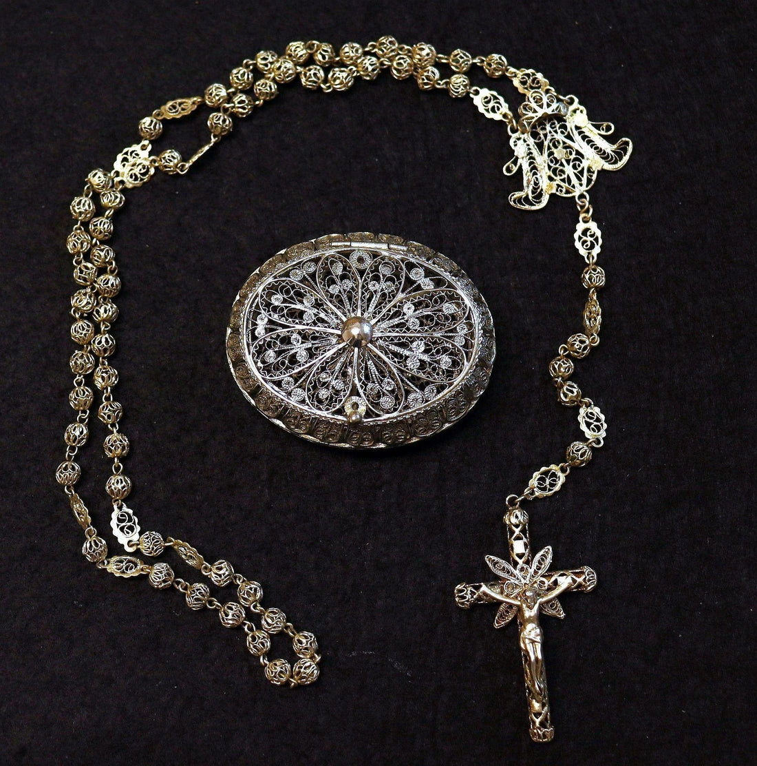 Vintage Filigree Sterling Silver Spanish Rosary Set with Oval Box – Large & Rare