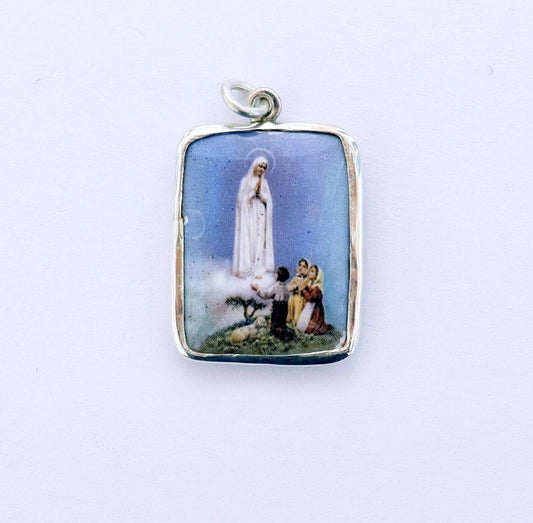 Fatima Apparition Medal (1930s) – Enameled Porcelain & Sterling Silve