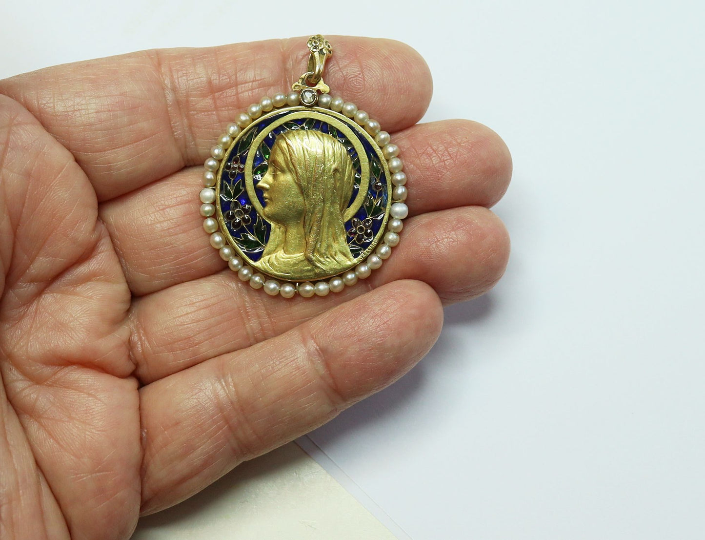 Special for J.C. a Unique Plique à Jour heavy reliquary very rare