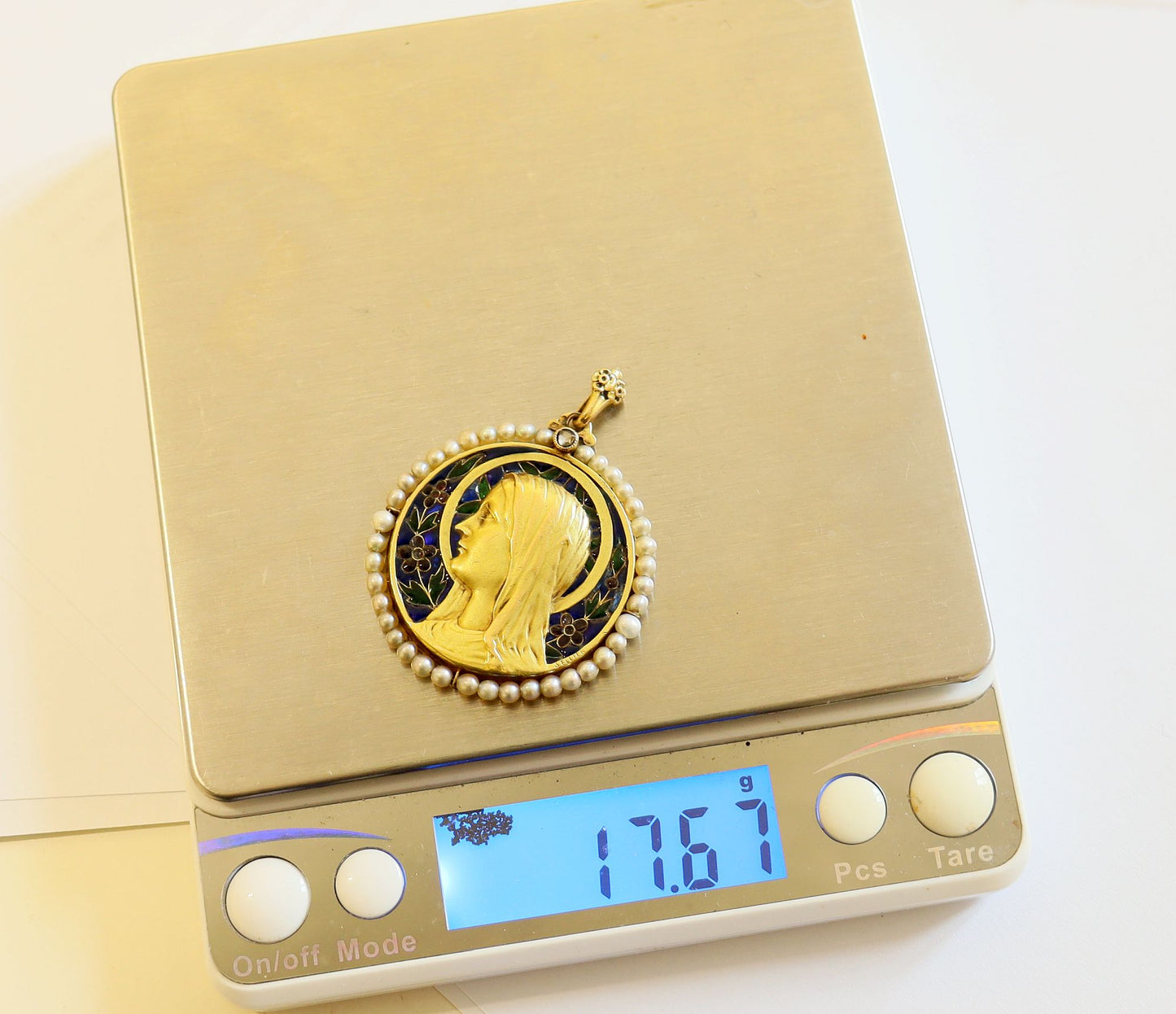 Special for J.C. a Unique Plique à Jour heavy reliquary very rare