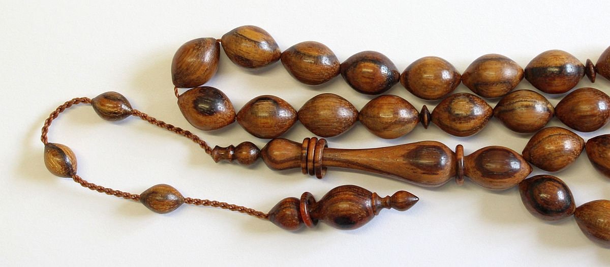 Prayer Beads Tesbih Very Rare Paradise Wood OUD - Collector's