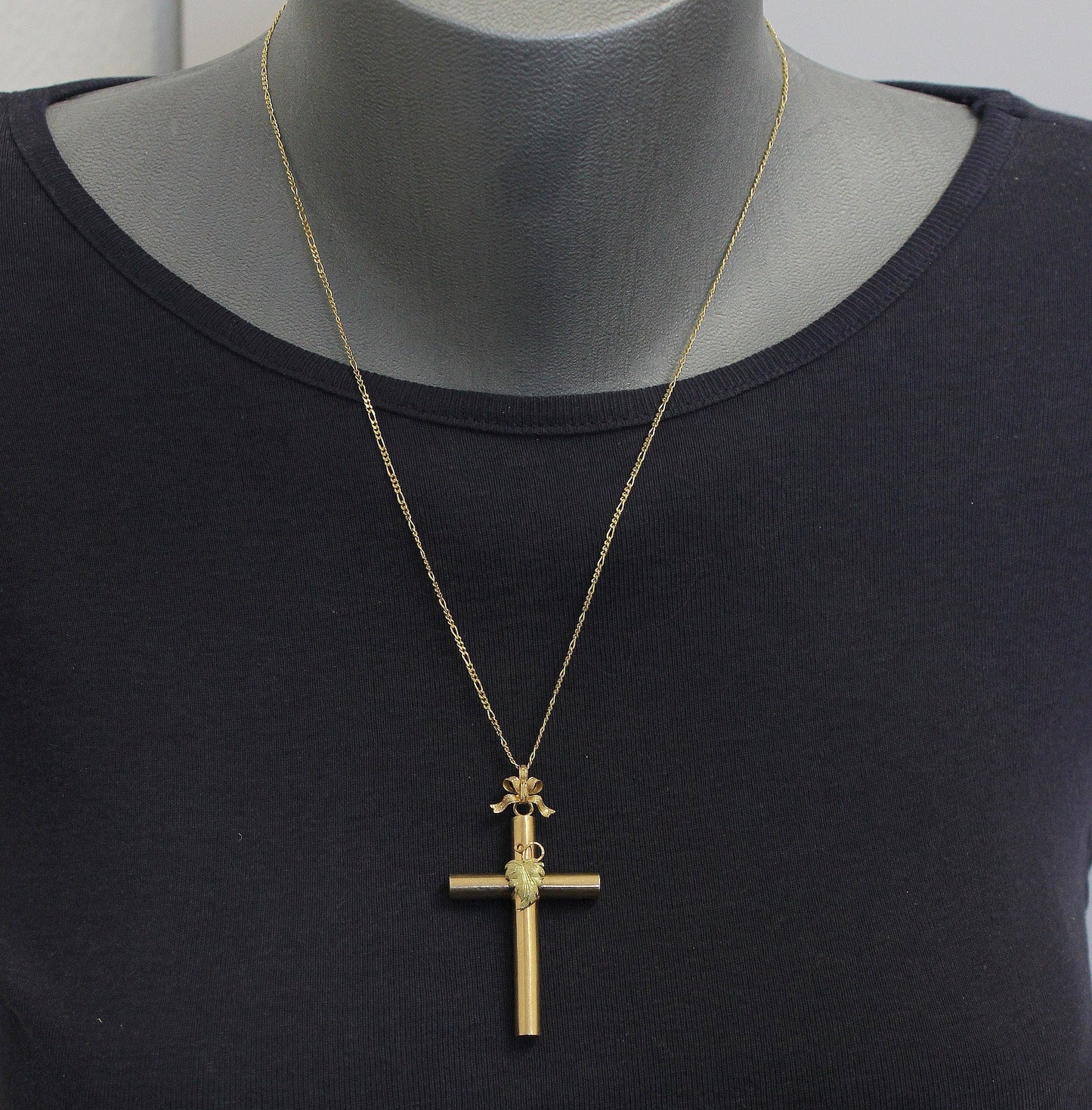 Late 19h Century French Solid 18K Gold Bicolor Intricate Cross Pendant Jewel UNIQUE