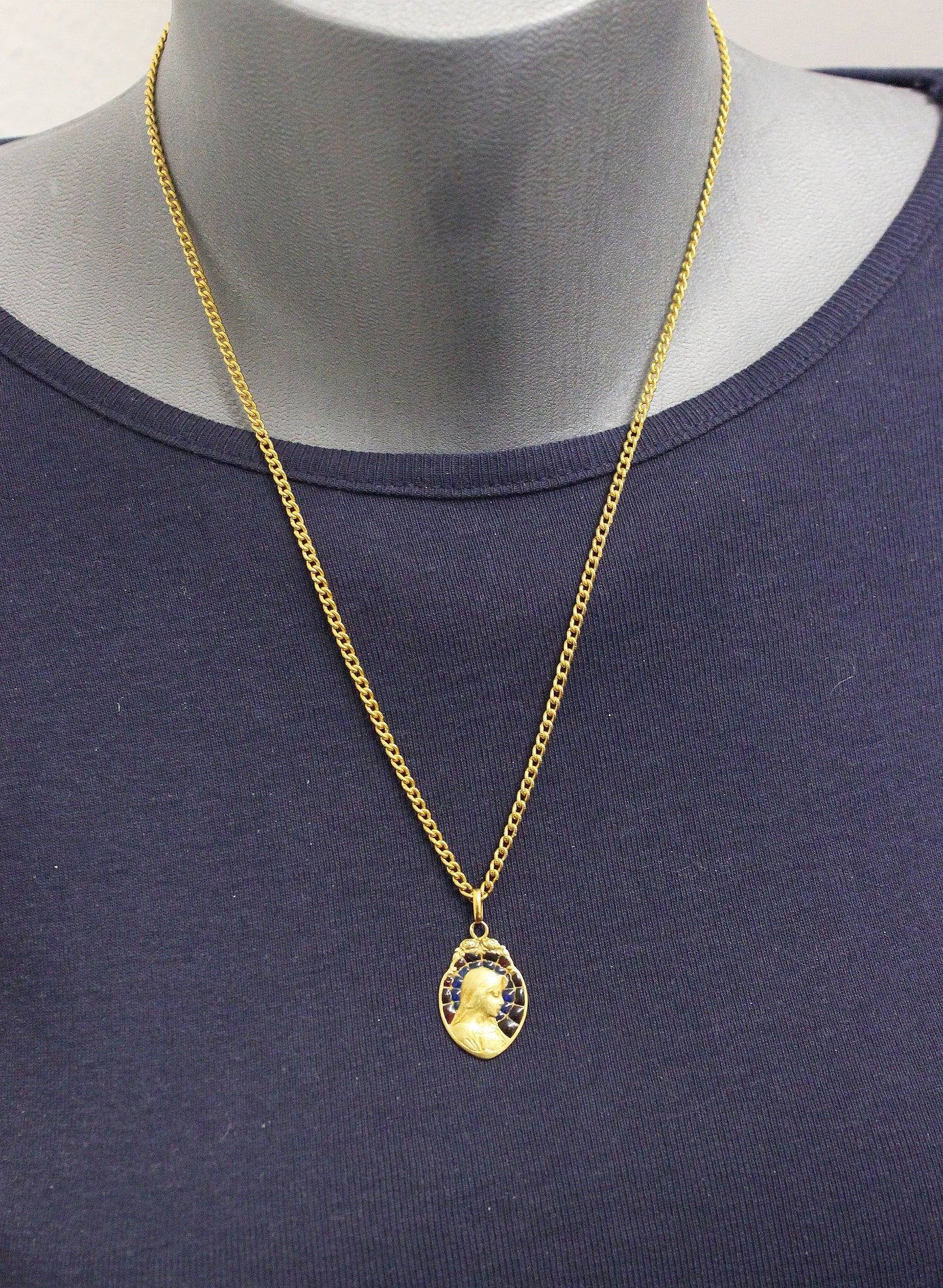 1950's Vintage 18 K Gold Plique-à-Jour Mary Bi Color Pendant Medal