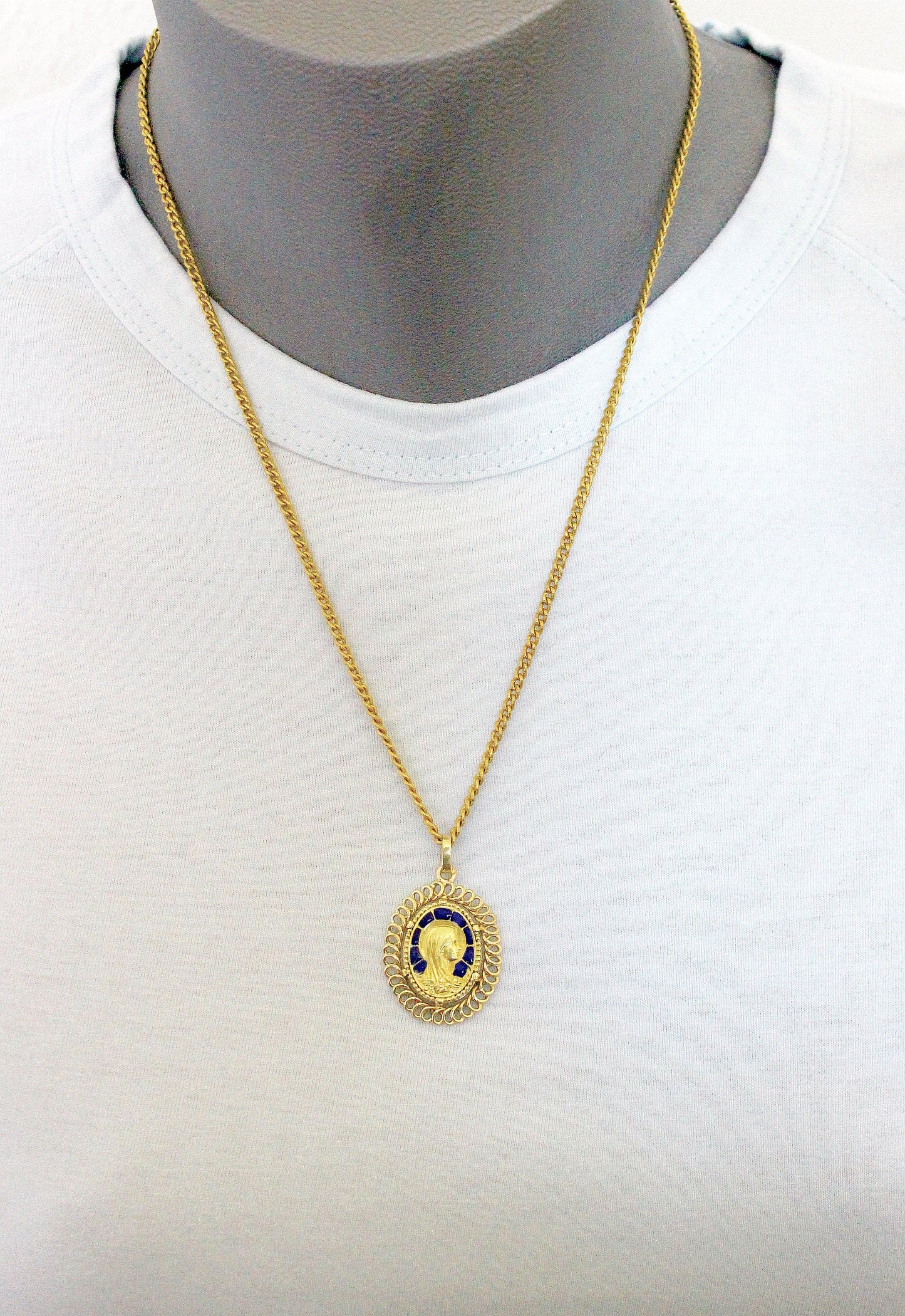 Vintage 1920's 18 K Gold Plique-à-Jour Virgin Mary Pendant Medal in Open Work Frame