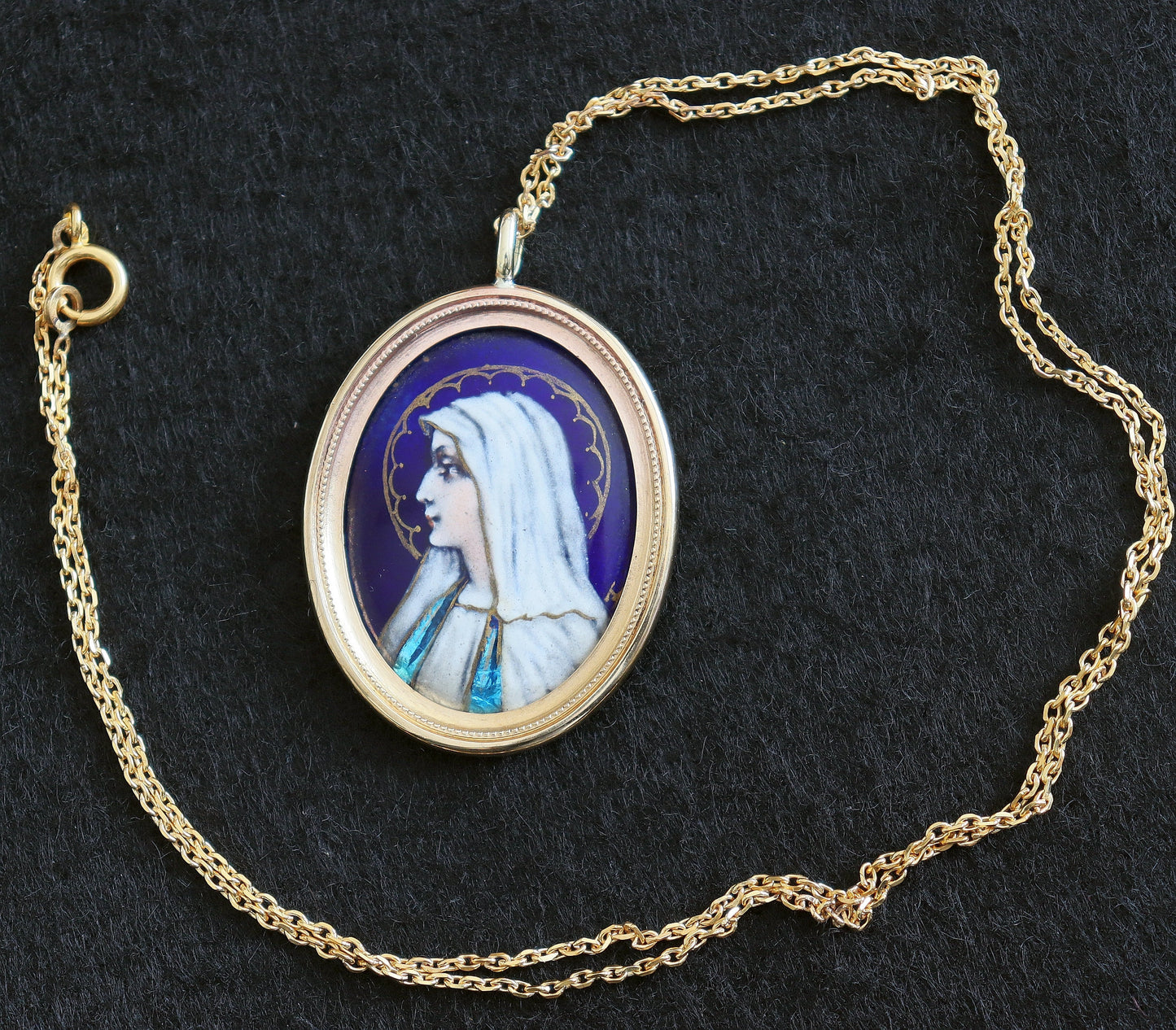 Virgin Medallion & Chain Hand Painted Limoges Enamel in 18 K. Gold Frame - 19th Cent