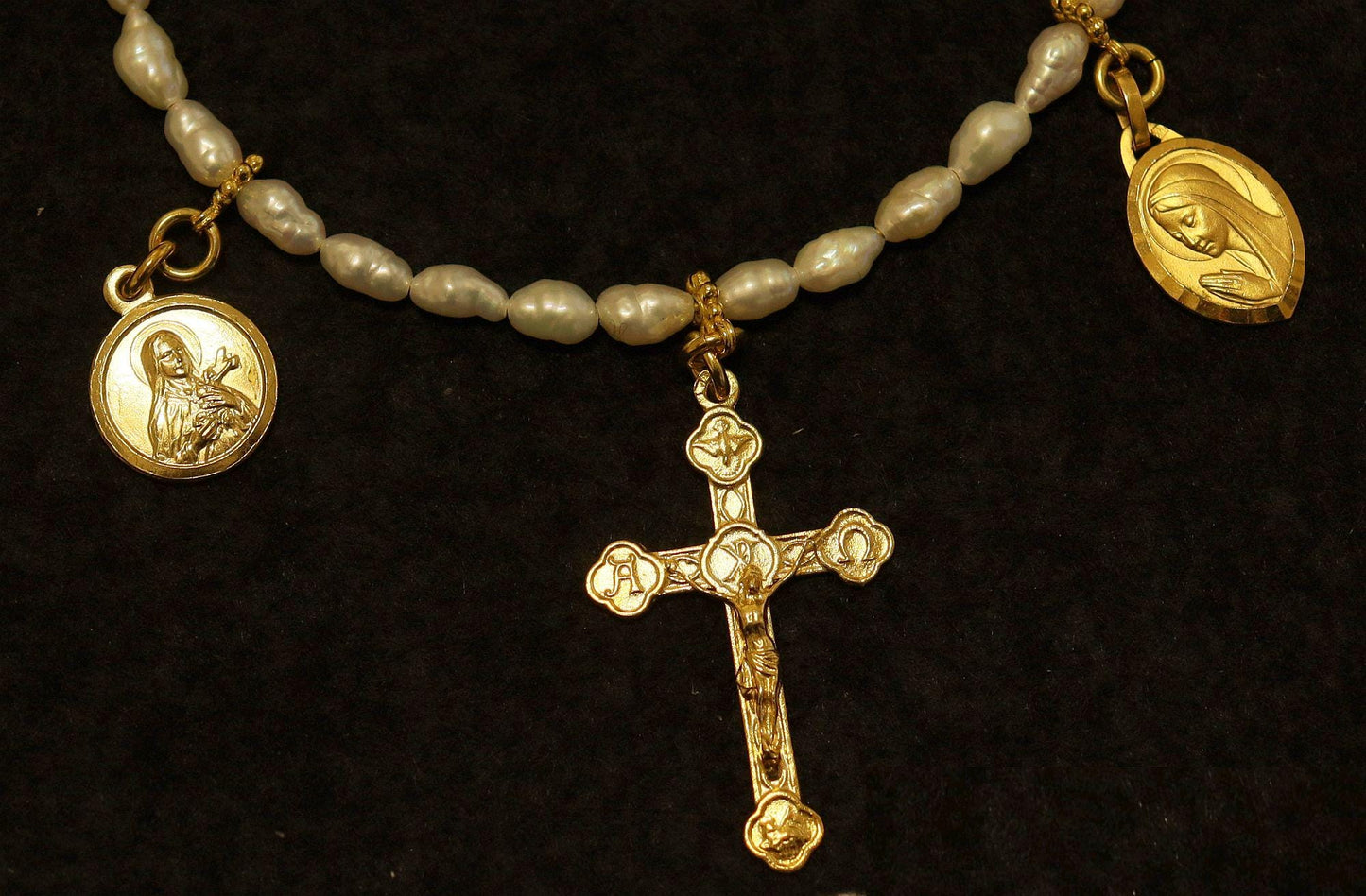 Baroque Sea Pearls Vermeil Necklace Choker: Cross, Medals and Hearts