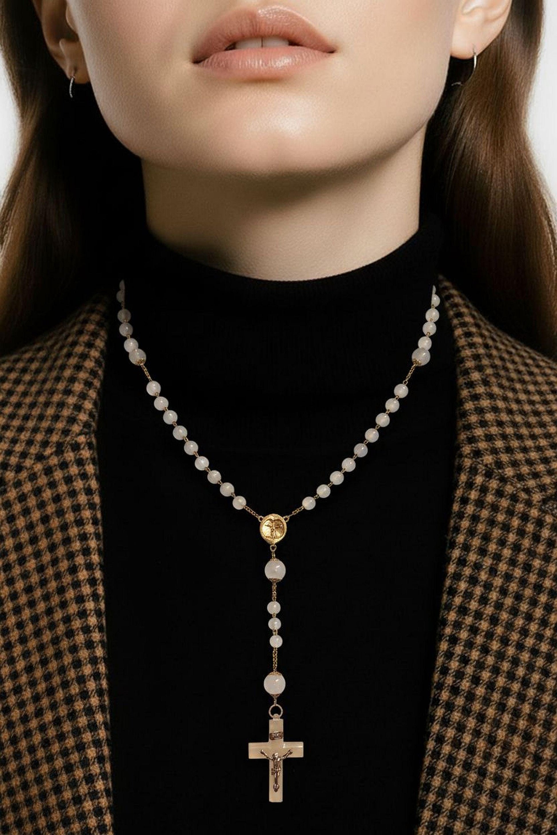 Rosary Necklace in 18K Solid Gold & Moonstone Beads- 1930's - unique