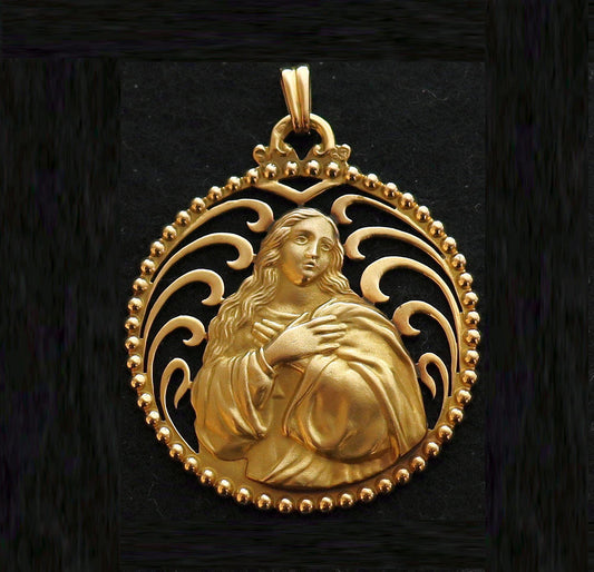18K Solid Gold Virgin Mary Medal, Open Work, High Relief Mater Dolorosa - 1950's - Unique