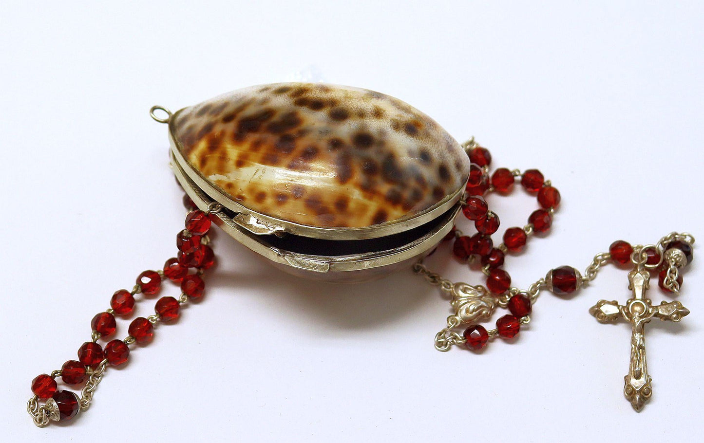 Vintage Garnet and Sterling Catholic Rosary in Tiger Cowry Shell box – Rare and Charming - 1920's