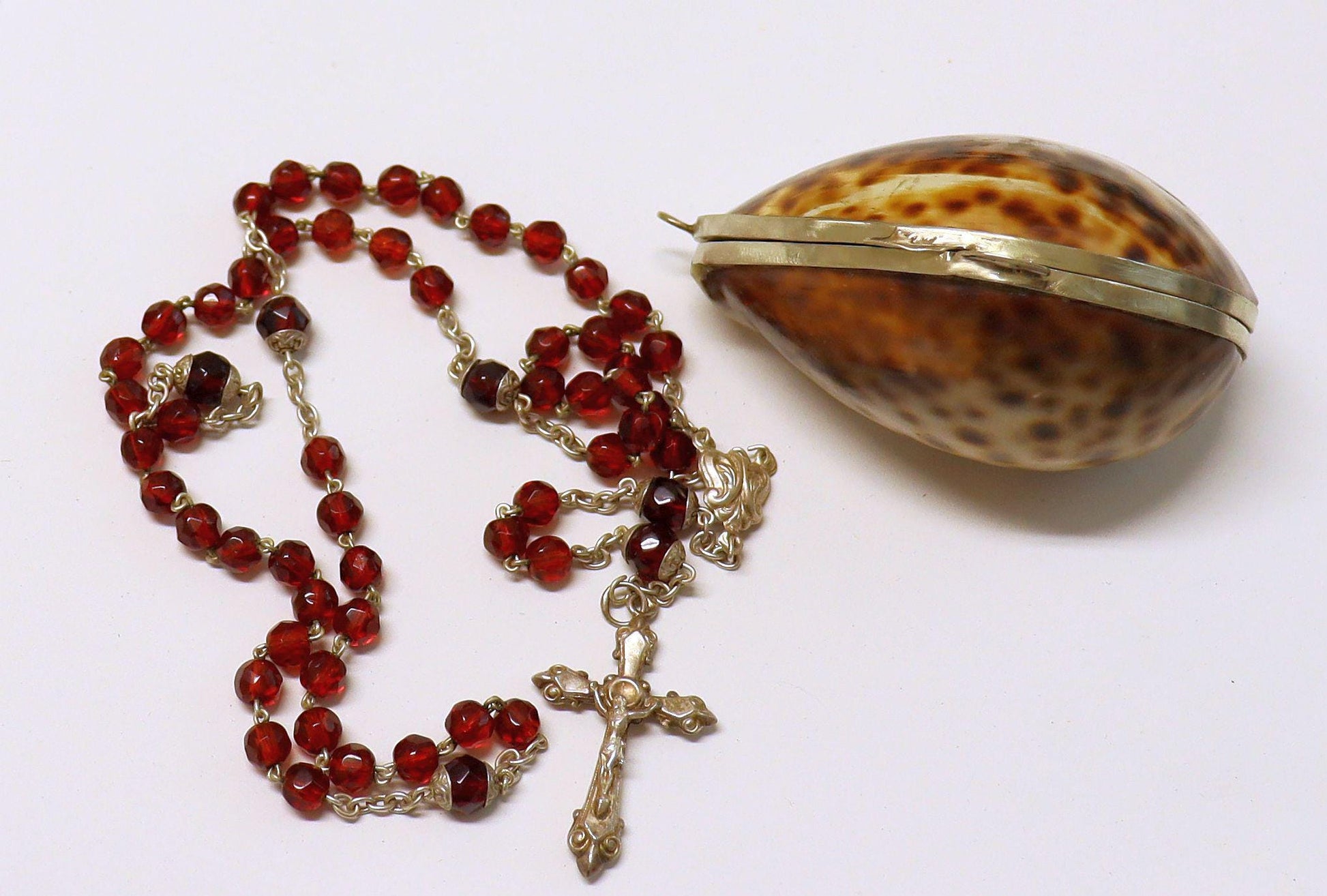 Vintage Garnet and Sterling Catholic Rosary in Tiger Cowry Shell box – Rare and Charming - 1920's