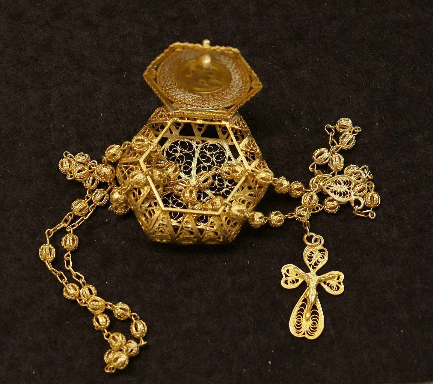 Vintage Rare Filigree Set Vermeil Catholic Rosary in Two color Gold & Silver St Anthony Box