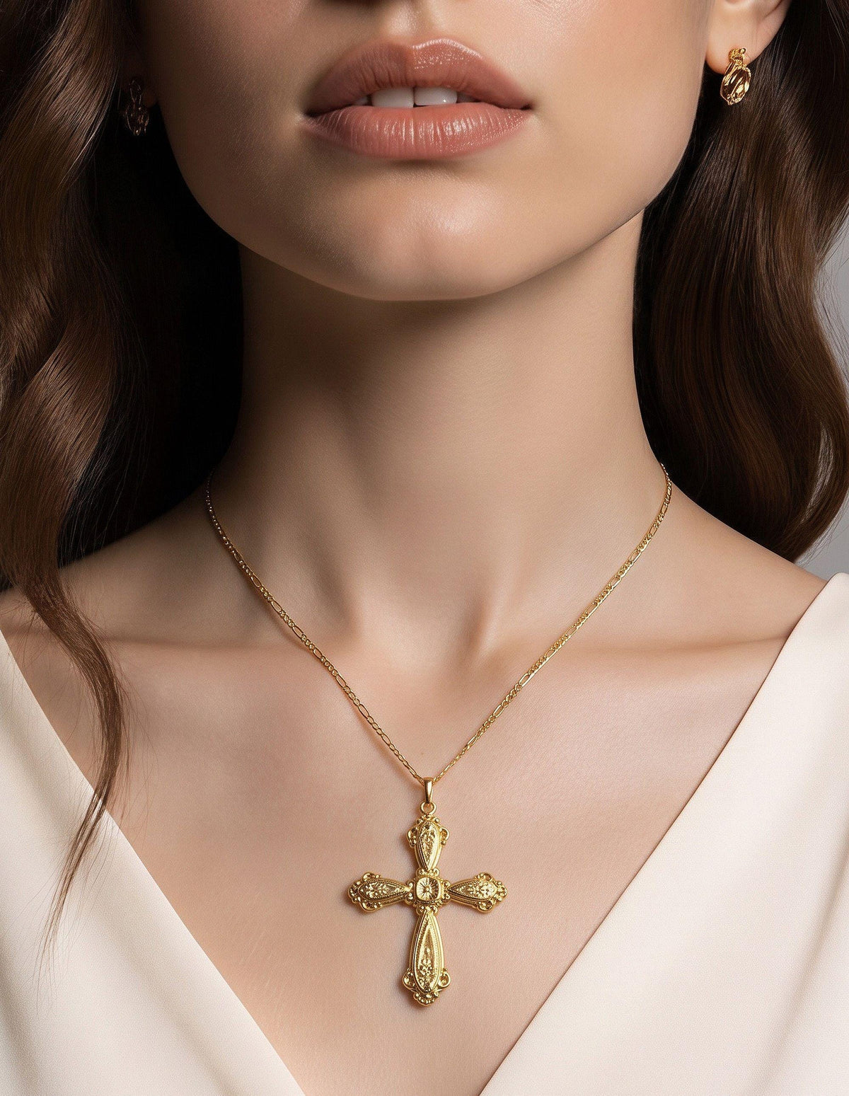 Solid 18K Gold Art Nouveau Antique Cross Pendant, Fineley Engraved - Late 19th Century - French